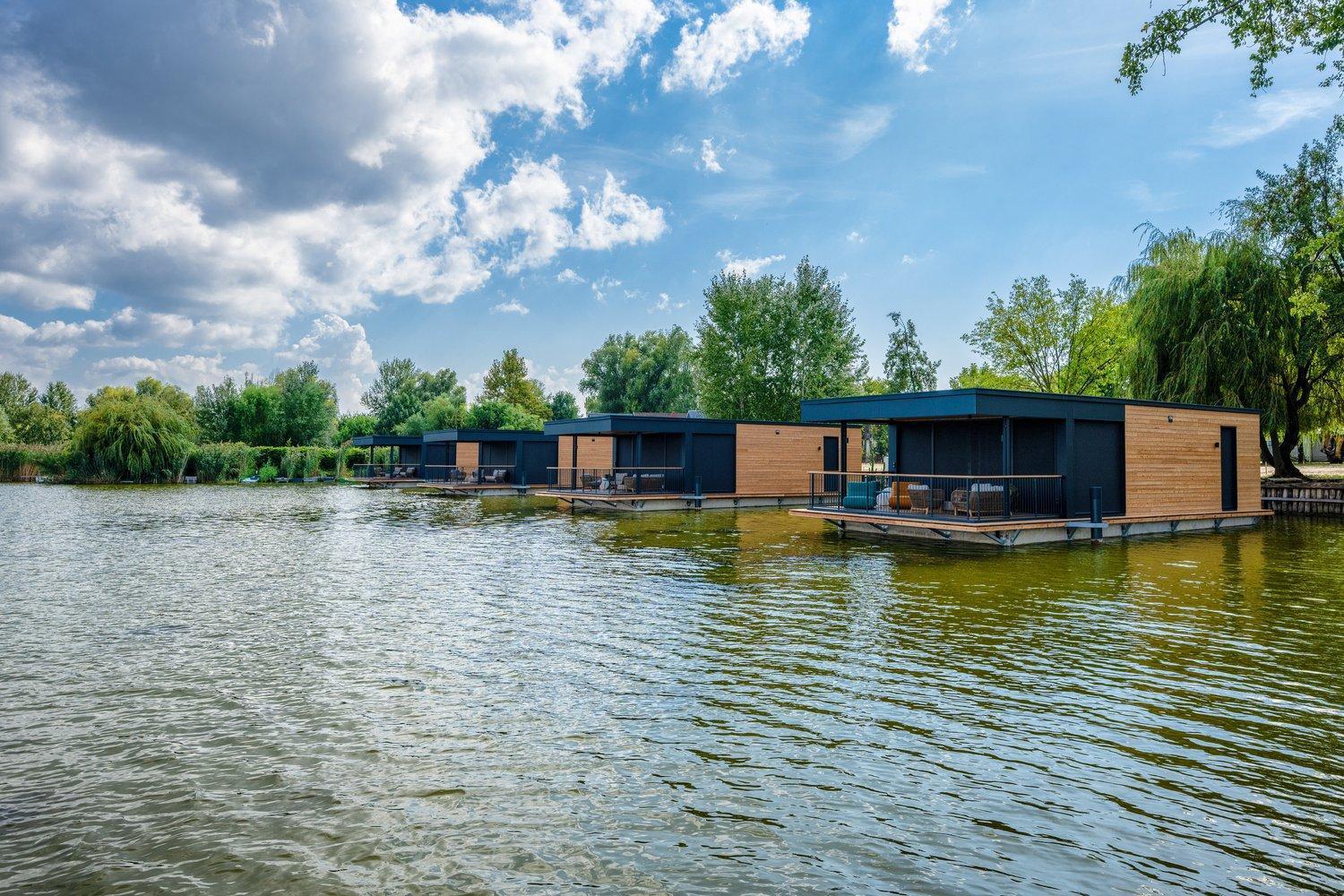 Donautica Hotel & Restaurant Fadd-Dombori Exteriér fotografie